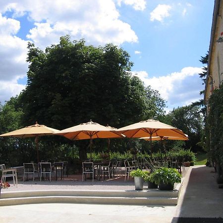 Les Deux Ponts Hotel Pierre-Perthuis ภายนอก รูปภาพ